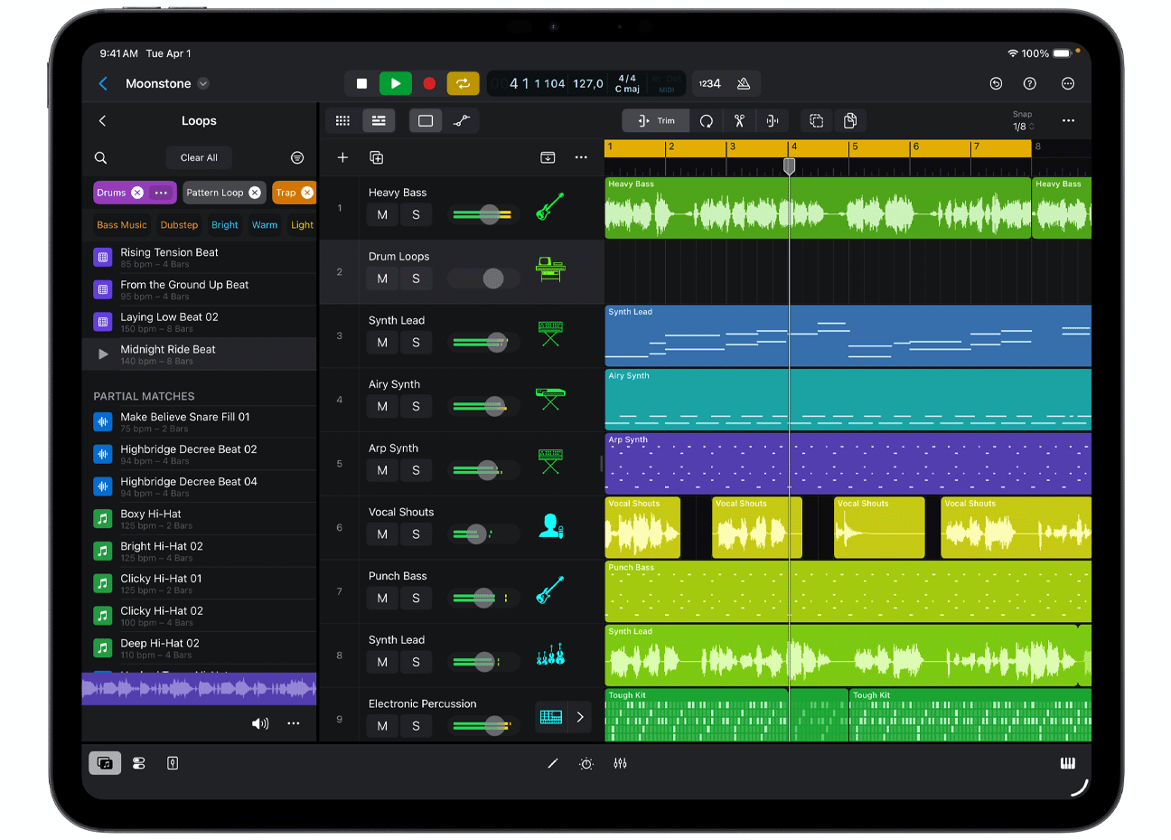 iPad Pro 上显示着 Music Understanding功能